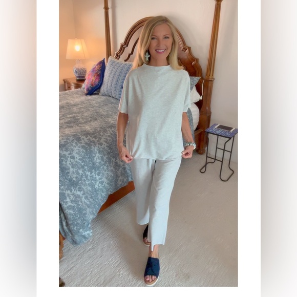 NWT Light Gray 3/4 Sleeve Top and Pants Set-S - Picture 6 of 13